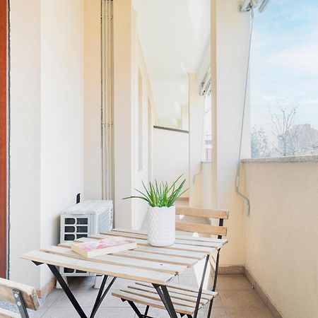 Hq Aparthotel Milano Inn - Smart Suites Cinisello Balsamo Exterior foto