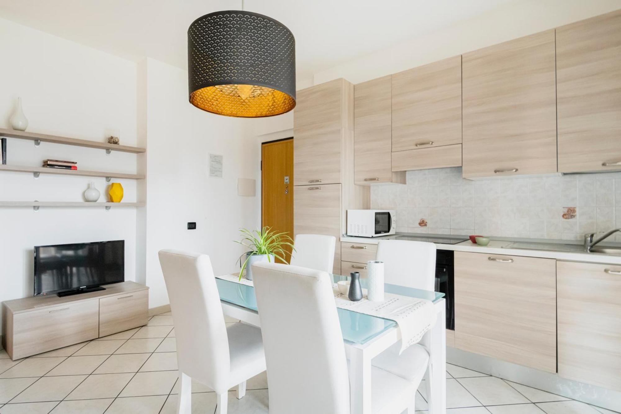 Hq Aparthotel Milano Inn - Smart Suites Cinisello Balsamo Exterior foto