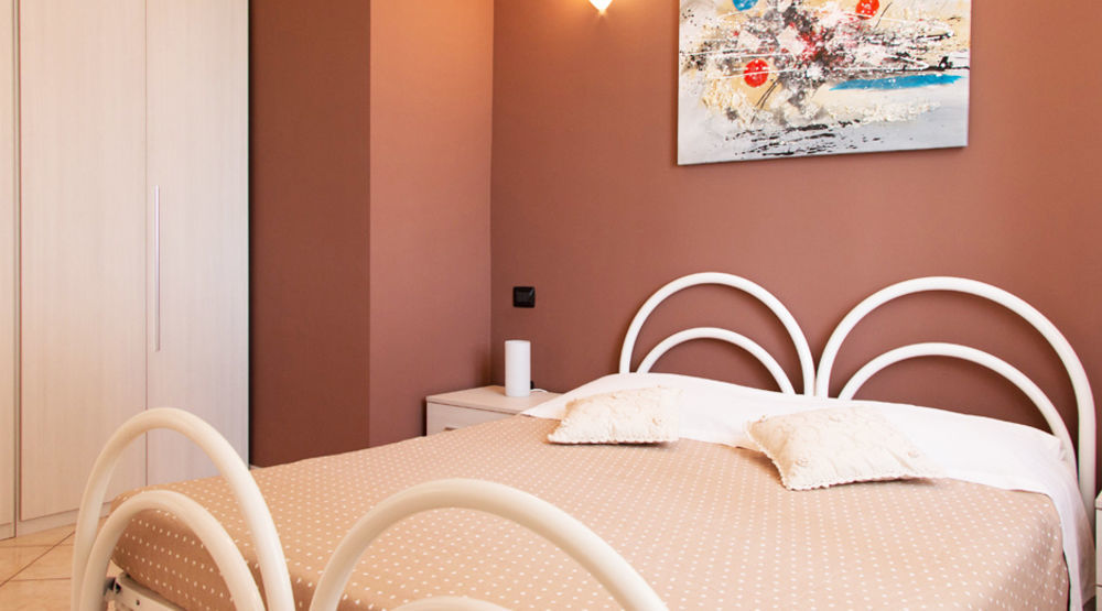 Hq Aparthotel Milano Inn - Smart Suites Cinisello Balsamo Exterior foto